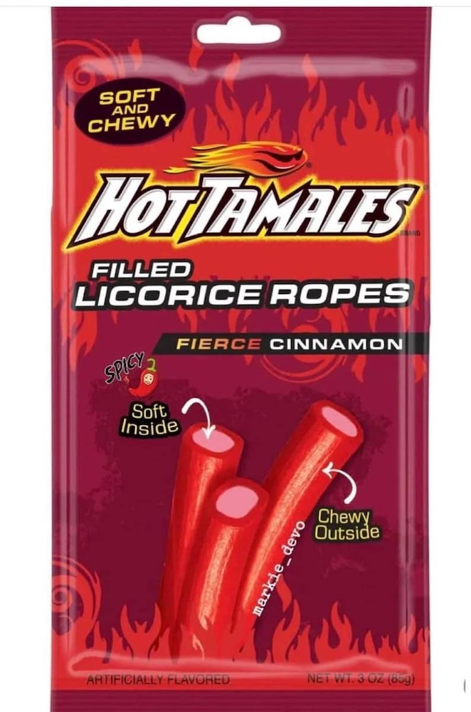 Hot Tamales Filled Ropes Fierce Cinnamon 85g