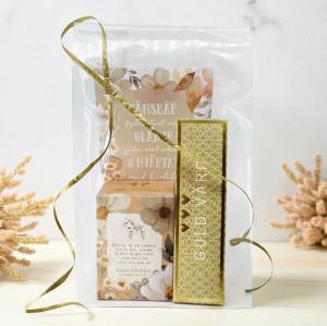 Presentset Vänskap i cellofan (Chokladpraliner, lyckofigur & kort)